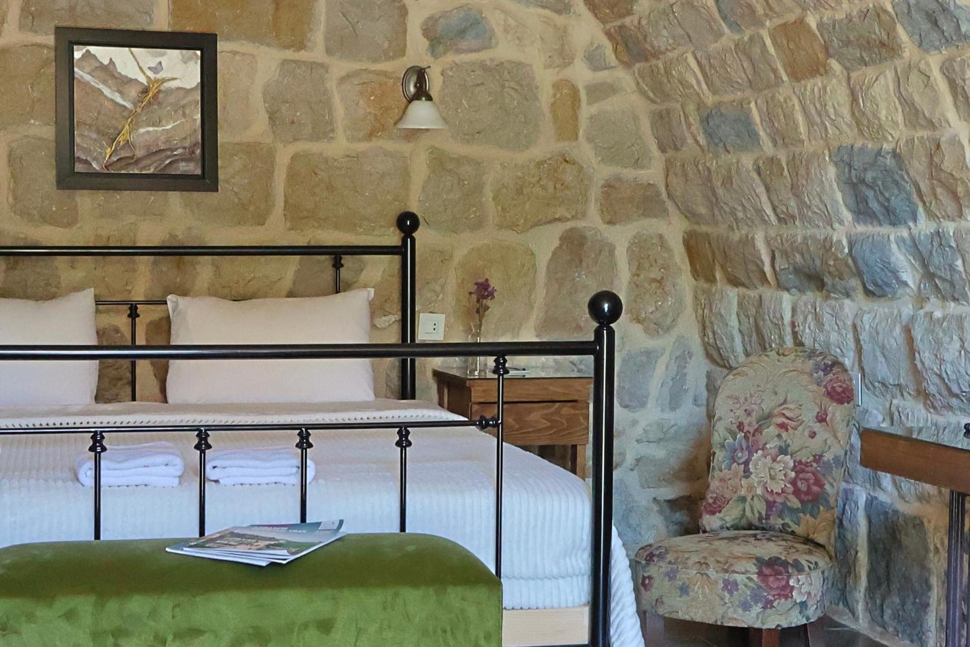 Stone Cellars Hotel Douma Bagian luar foto